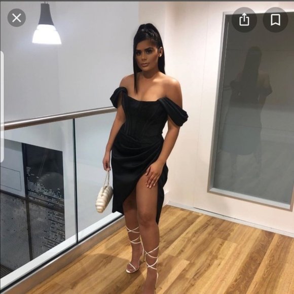 House Of Cb Loretta Black Satin Off 